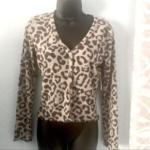 Free Kisses Gray & Black Cheetah Print Fleece Pullover Top Size small